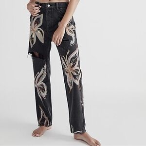 WE THE FREE Distressed Butterfly Embroidery Gray Jeans Size 30